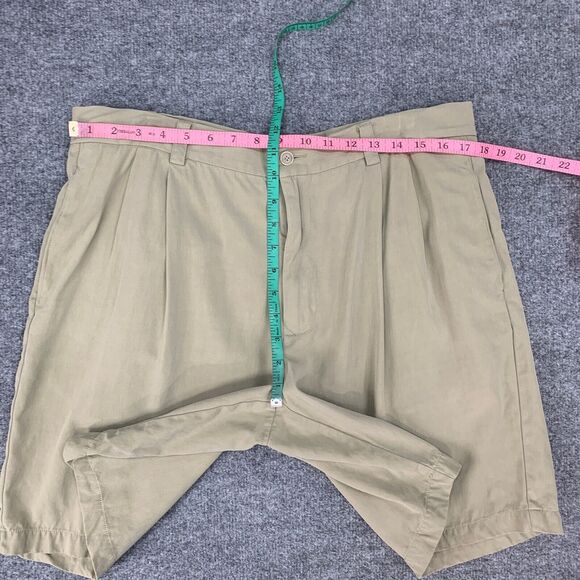 Tommy Bahama Silk Shorts Mens 36 Parchment Pleated Front Mid Rise Golf Chino - Picture 4 of 10